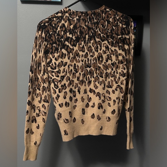 Lord and Taylor Cashmere leopard print cardigan xs - Picture 2 of 4